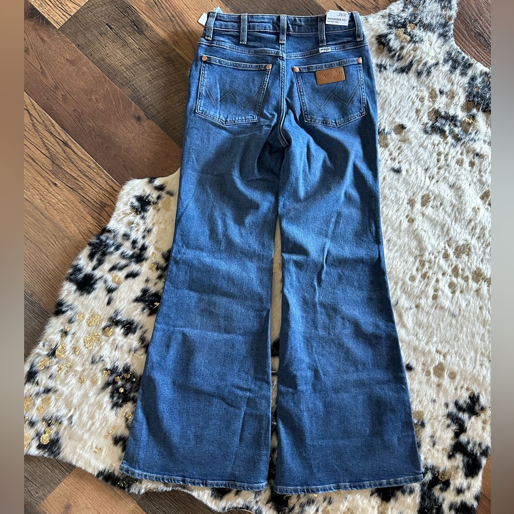 Wrangler Wanderer 622 high rise flare